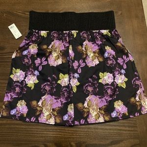 Dynamite Floral Skirt